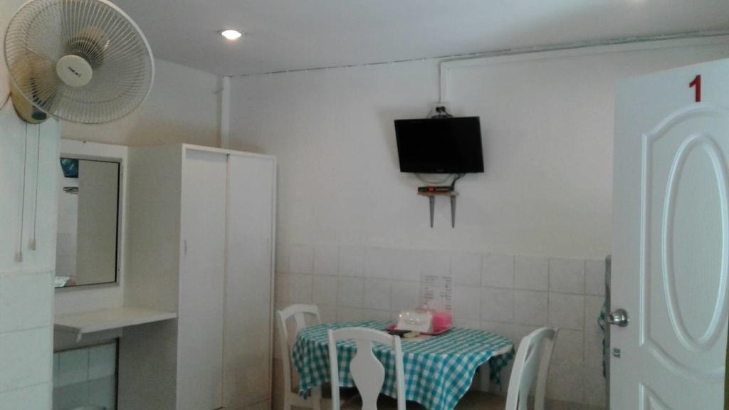 Miggy Guest House (Adults Only) Bangkok Eksteriør bilde
