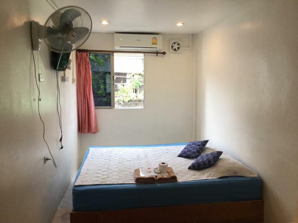Miggy Guest House (Adults Only) Bangkok Eksteriør bilde